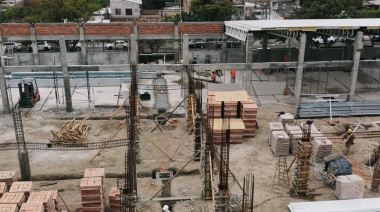 Supervisan la ampliación del Hospital San Juan Bautista al 30% de su avance de obra