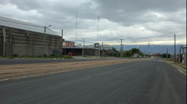 🔴 LA AVENIDA LOS INMIGRANTES YA LUCE COMO NUEVA: LA MUNICIPALIDAD DE LA CAPITAL SIGUE CON LOS TRABAJOS