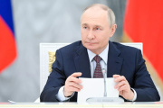 Vladímir Putin visita la región de Kursk