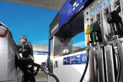 Otra vez suben los combustibles
