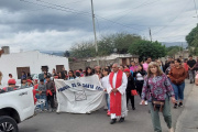 Cierre de las fiestas patronales en honor  de la Santa Cruz en el norte capitalino