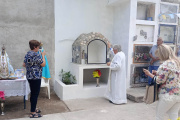 Inauguraron una gruta y entronizaron imágenes de la Virgen del Valle y el Beato Esquiú 