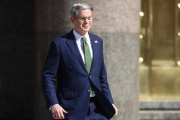 Scott Bessent confirmó la intervención de EEUU en el mercado para contener la cotización del dólar en Argentina