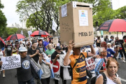 Nueva marcha de jubilados e incidentes en el Congreso