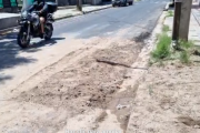 Aguas de Catamarca rompió pavimento recién hecho en Av. Mota Botello 😠