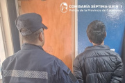 Aprehendieron a un joven acusado de robar en una casa