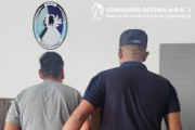 Lo arrestaron por agredir verbalmente a su pareja y a su familia en la Capital