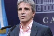 Luis Caputo destacó el segundo año de superávit fiscal primario y financiero