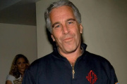 Aparecieron las primeras imágenes del cuerpo de Jeffrey Epstein junto a otros detalles de su muerte