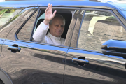 Terminó “con éxito” la operación del papa León XIV