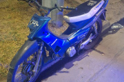 Efectivos policiales secuestraron una motocicleta abandonada