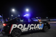 Le robaron el teléfono y denunció al 911: el ladrón era un policía