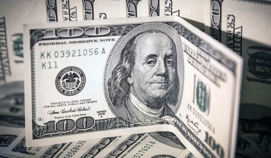 El dólar bajó por tercera jornada consecutiva y se ubicó en $1.460