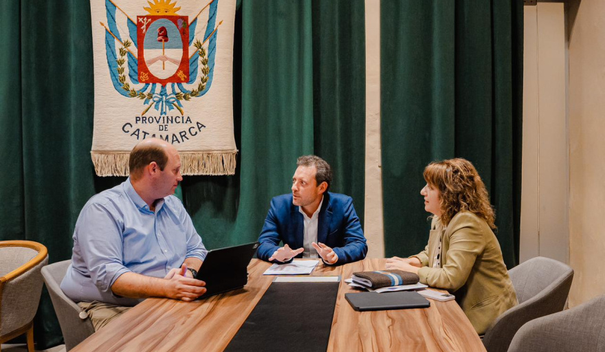 El Gobierno convocó a los sindicatos para iniciar el diálogo salarial