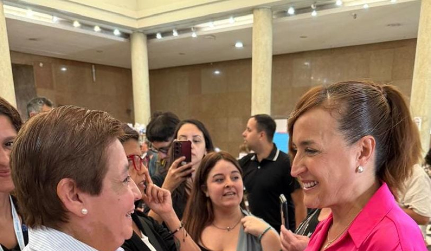 La Diputada Provincial Sonia Nabarro del Bloque Fuerza Catamarca fue recibida por la Vice Gobernadora de Cordoba Myrian Prunotto.