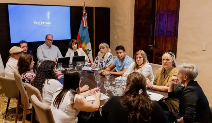 El Gobierno presentó una propuesta salarial y los gremios la consideraron insuficiente